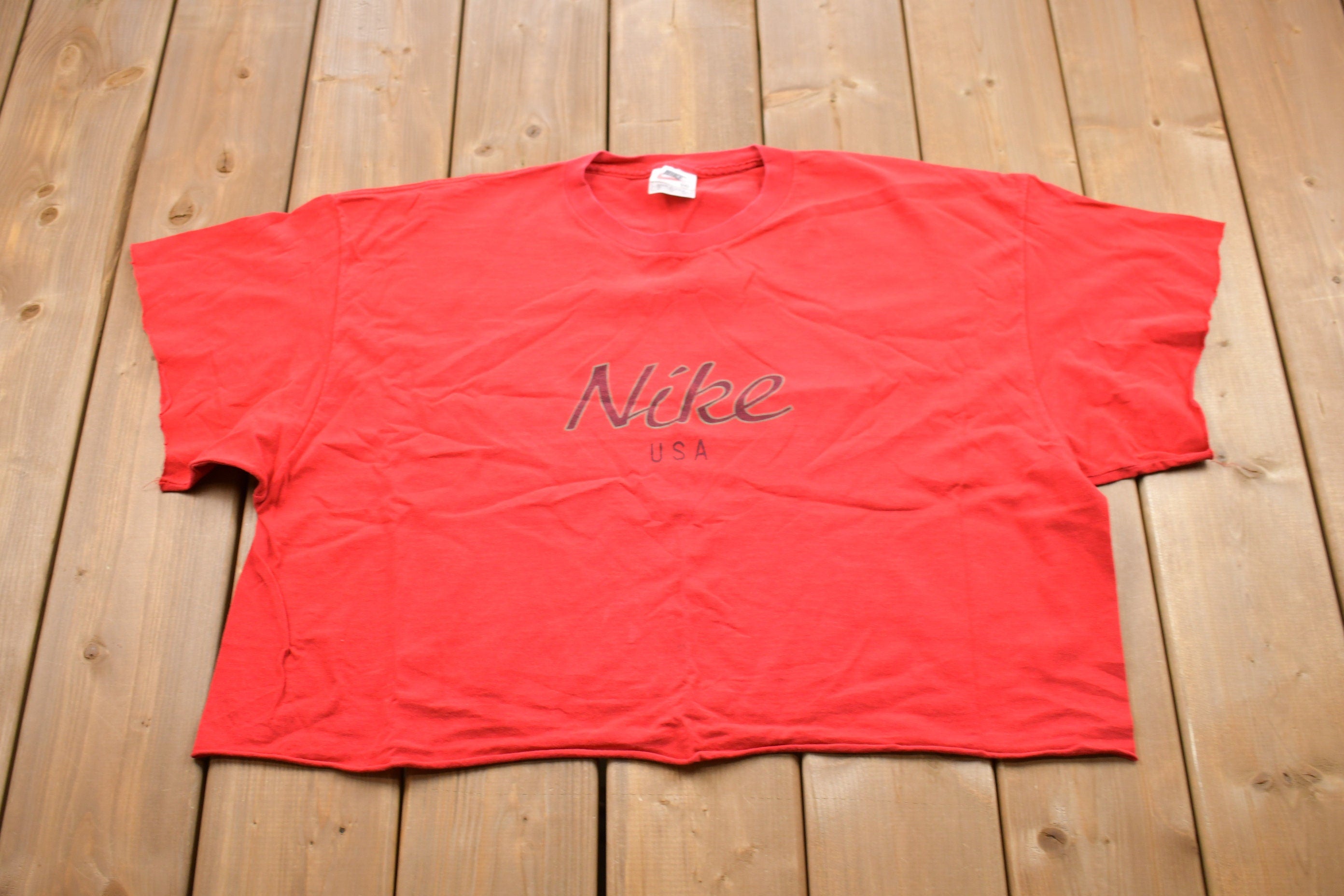 Vintage 1990s Nike Cropped Graphic T-Shirt