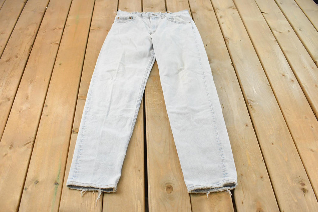 Vintage 1990s Levi's 550 Relaxed Tapered Fit Denim Jeans Men's 32 x 32.5 / 90s Levi's / Distressed Sun Faded Jeans / Made in USA