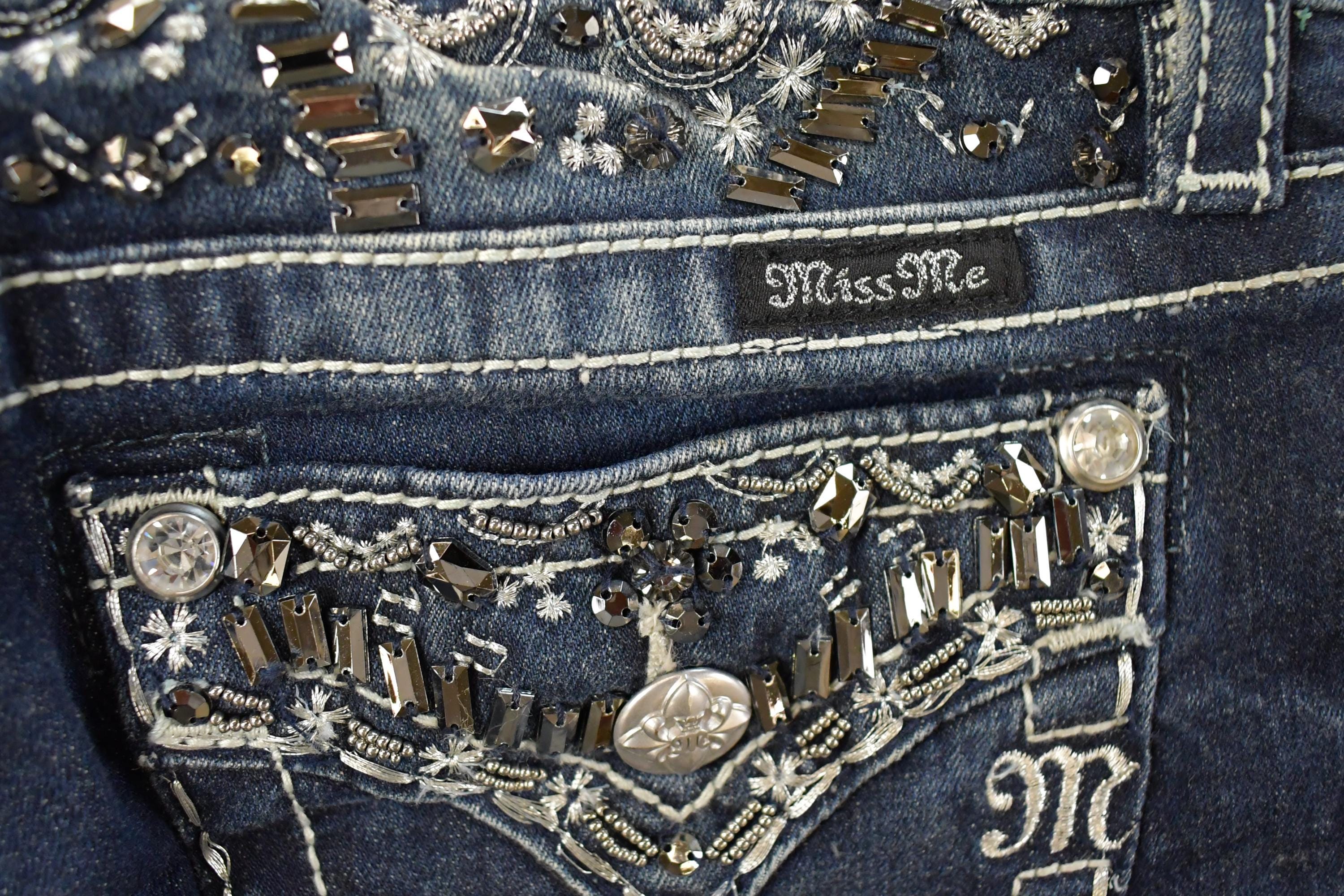 Vintage Deadstock Y2K Miss Me Bedazzled Low Rise Jeans Women's Size 26x31