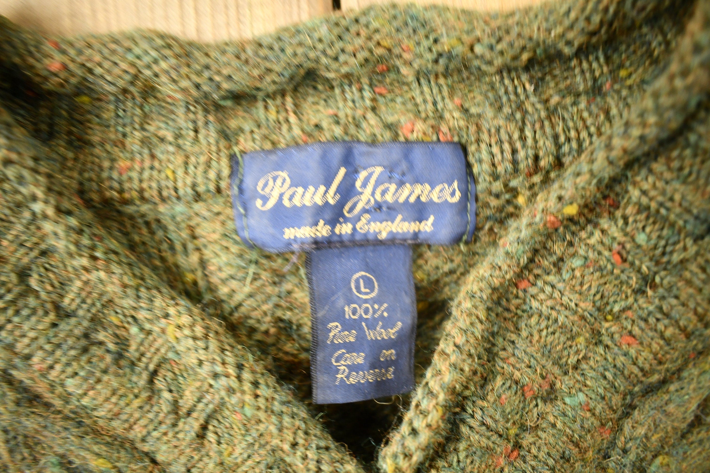 Vintage 1990s Paul James 100% Wool 3D Cable Knit V-Neck Sweater