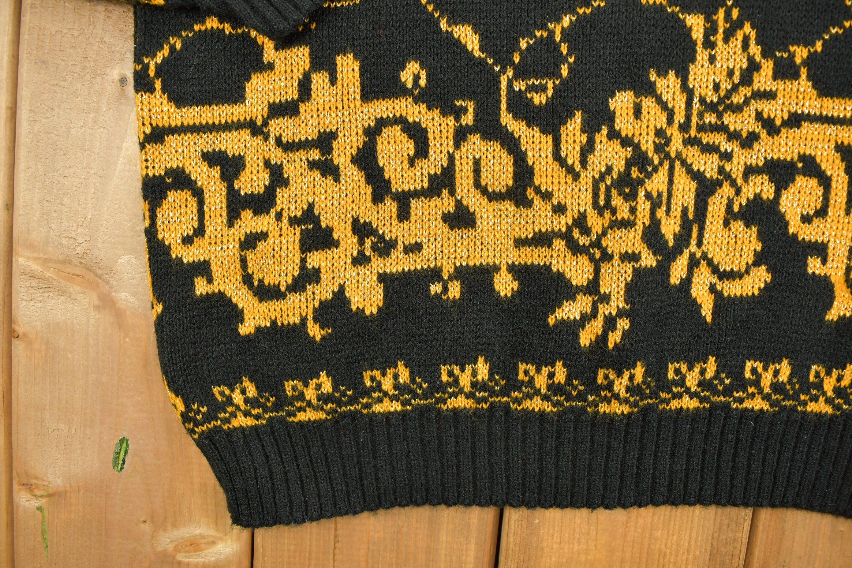 Vintage 1990s GFC Knit Crewneck Sweater