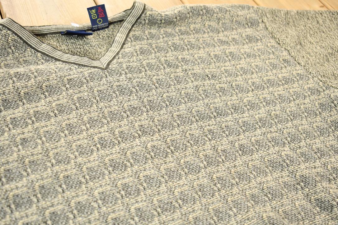 Vintage 1990s Beige Jantzen Signature Knit Abstract Pattern V-Neck Sweater / 90s V-Neck / Size XL / Boxy Fit