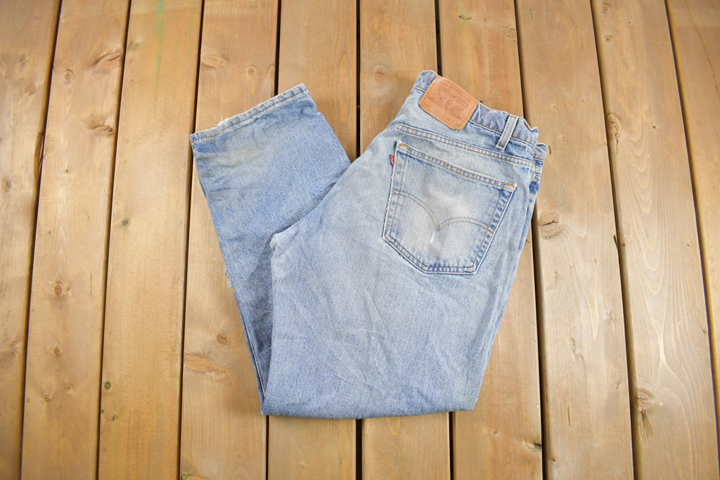 Vintage 1990s Levi's 565 Red Tab Denim Jeans Size 38 x 30