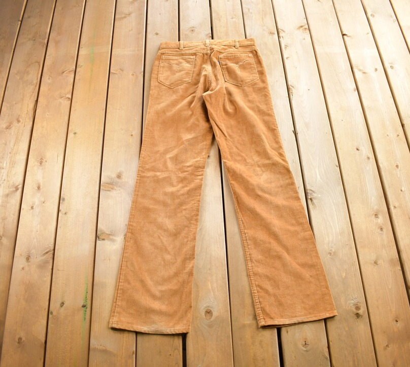 Vintage 1980s Levi's Movin On Corduroys Made In USA 32x32