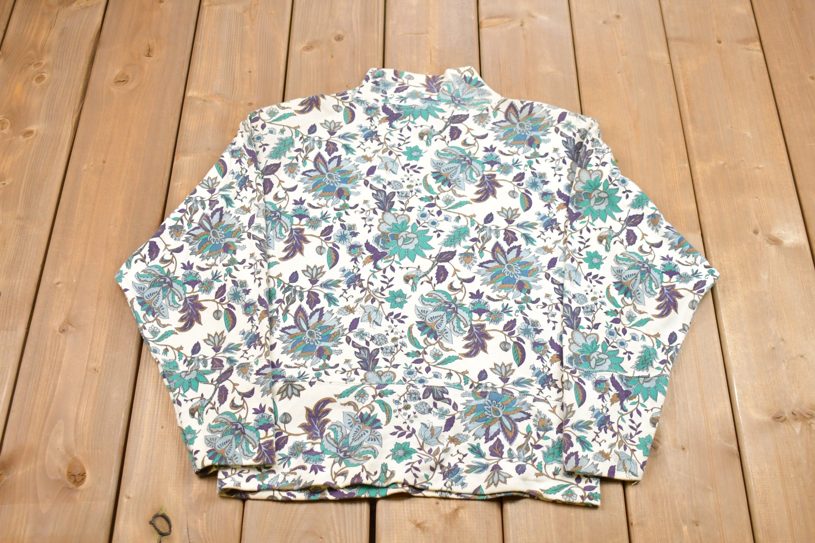 Vintage 1990s Turtleneck Paisley Design Sweatshirt
