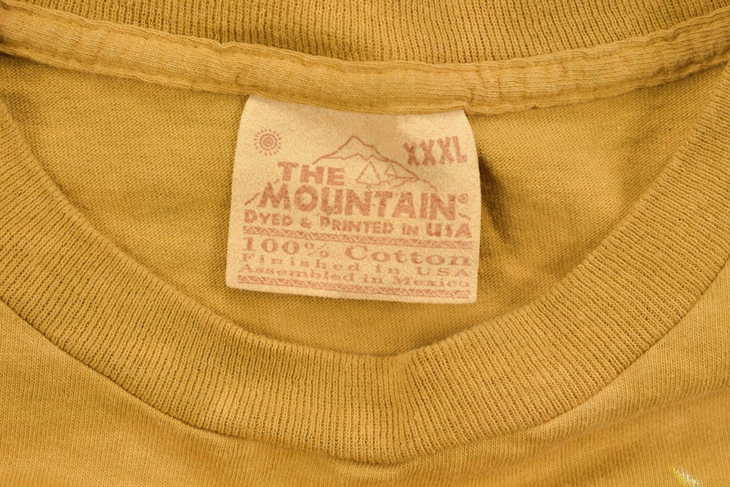 Vintage 2000 Native American Theme T Shirt