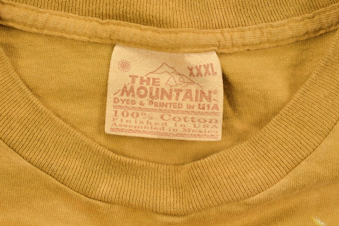 Vintage 2000 Native American Theme T Shirt