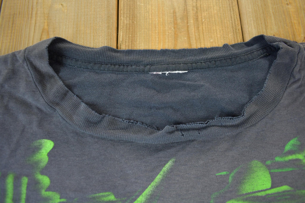 Vintage 90s Looney Tunes T Shirt Wile E Coyote All Over Print Men's 2XL