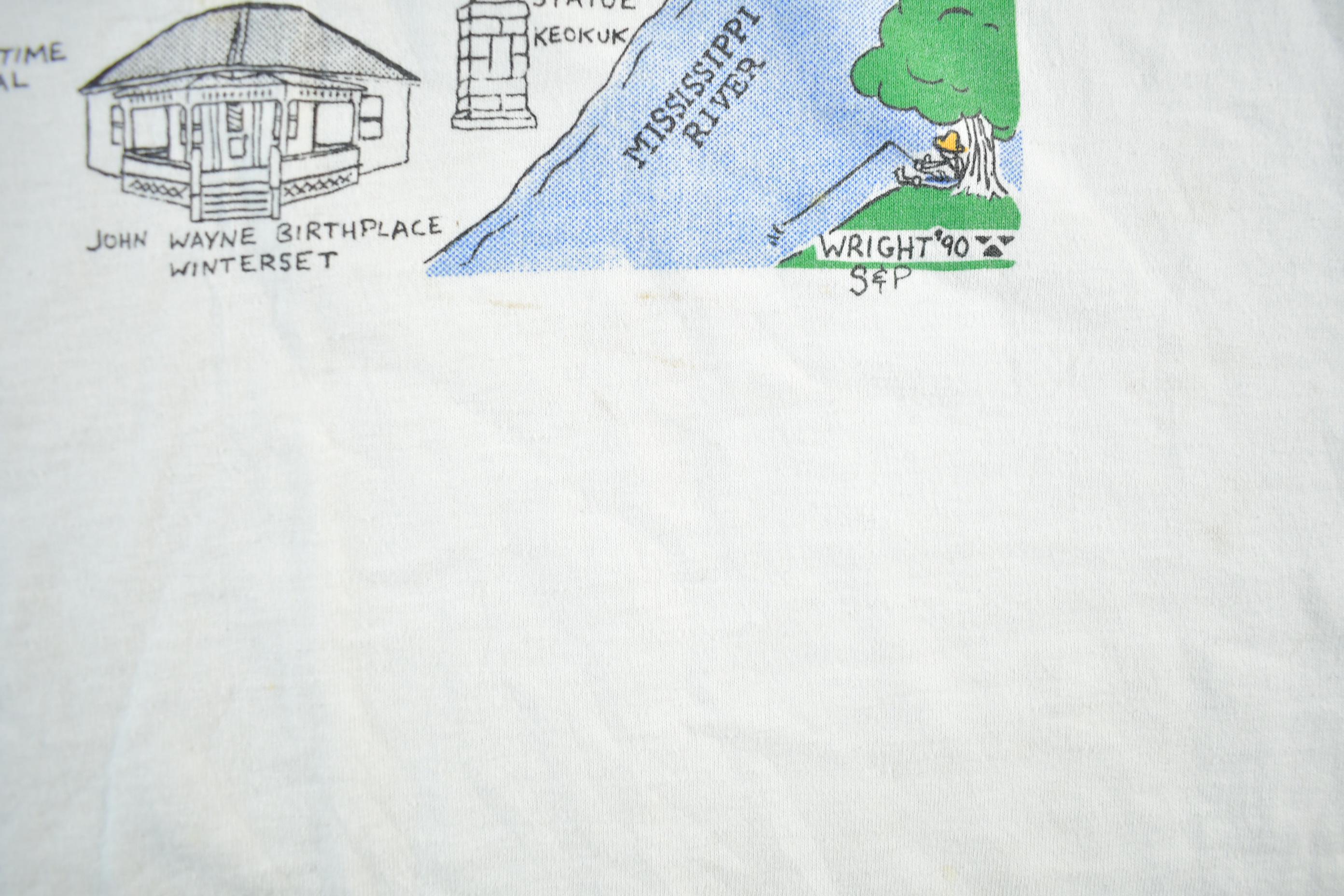 Vintage 1990s Iowa Souvenir Travel T Shirt Men's Medium