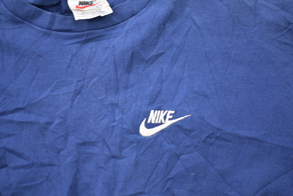 Vintage 1990s Nike Swoosh Embroidered Graphic T-Shirt