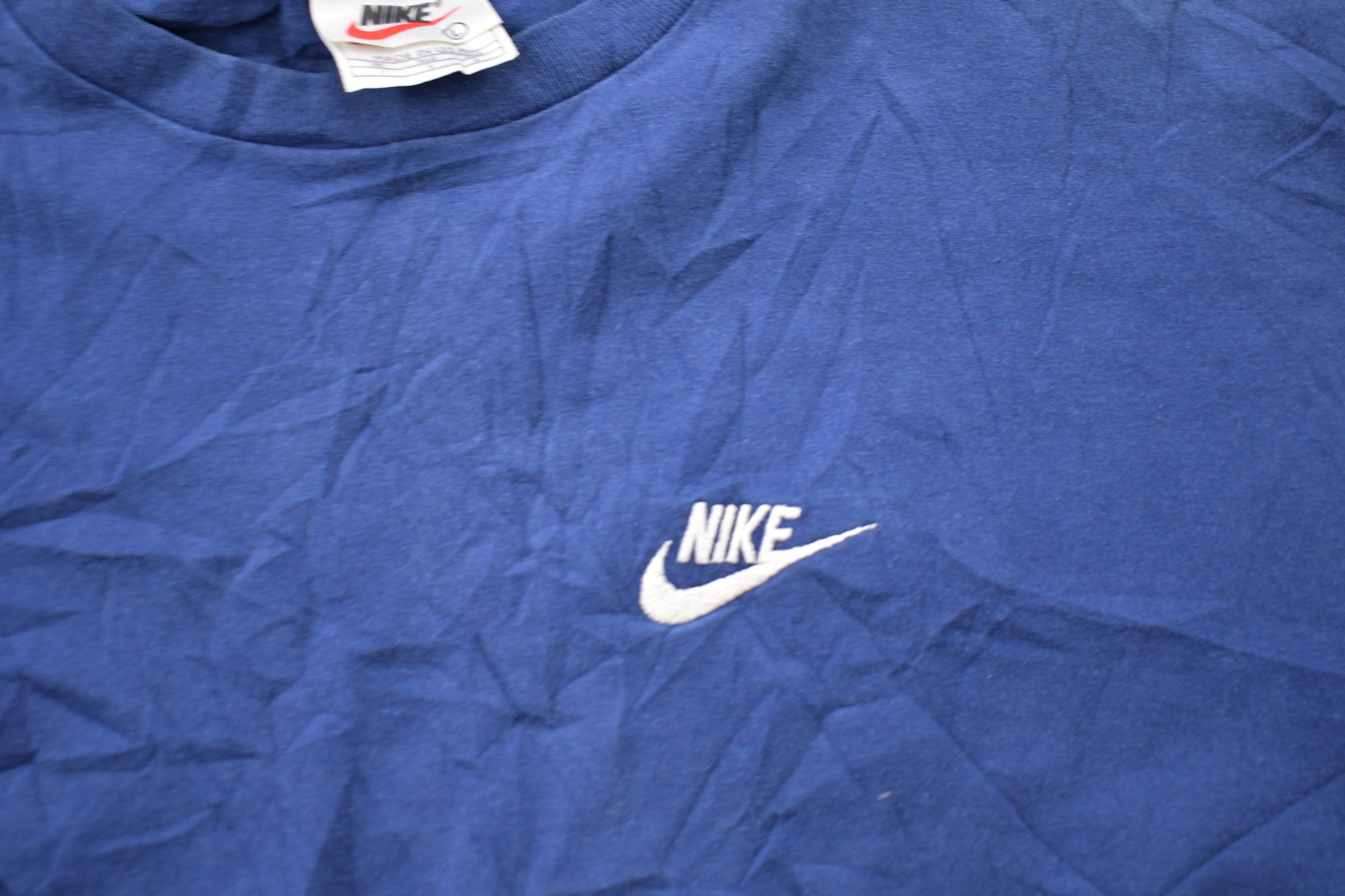 Vintage 1990s Nike Swoosh Embroidered Graphic T-Shirt