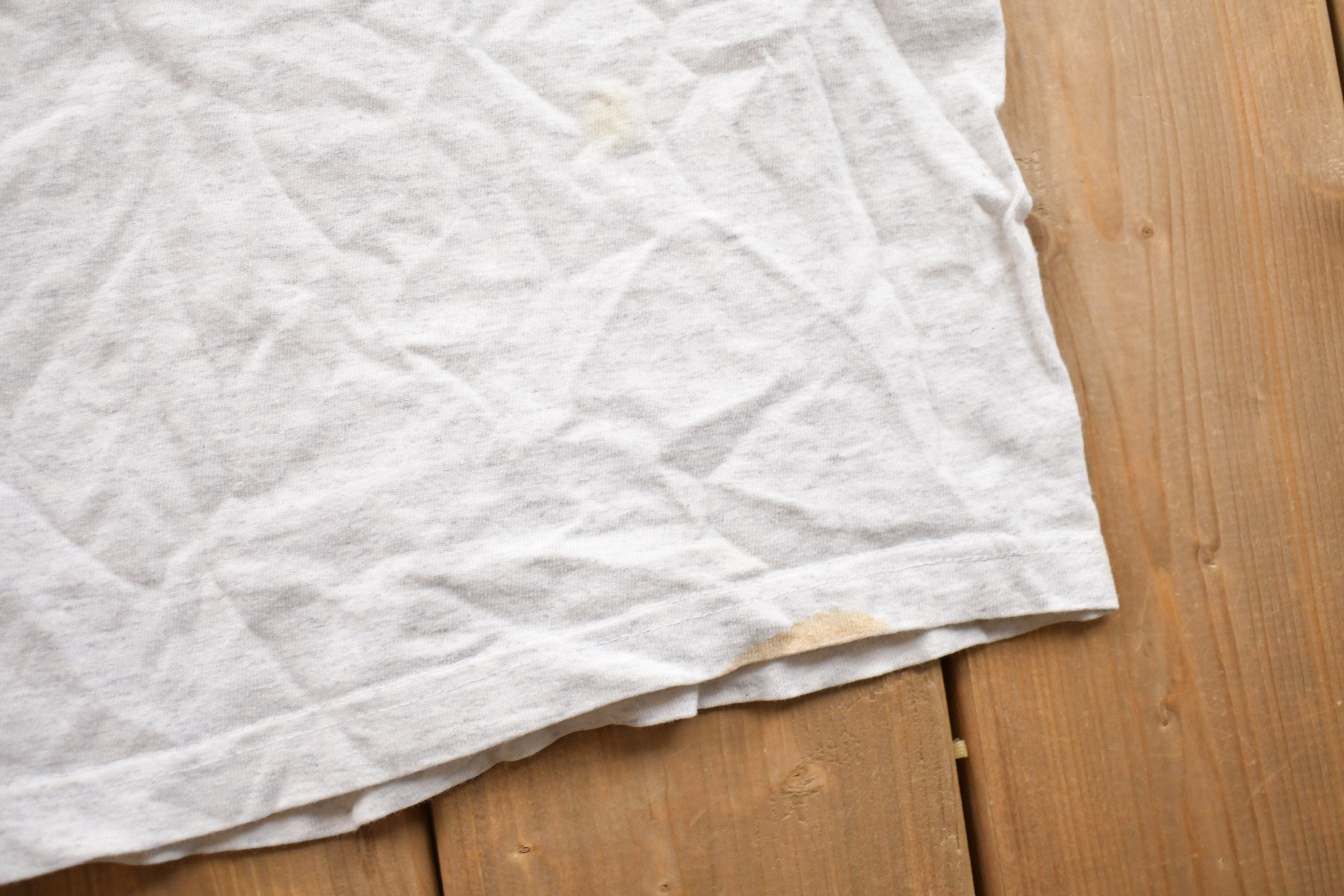 Vintage 1995 Endangered Young'uns Cute Bear Graphic T-Shirt