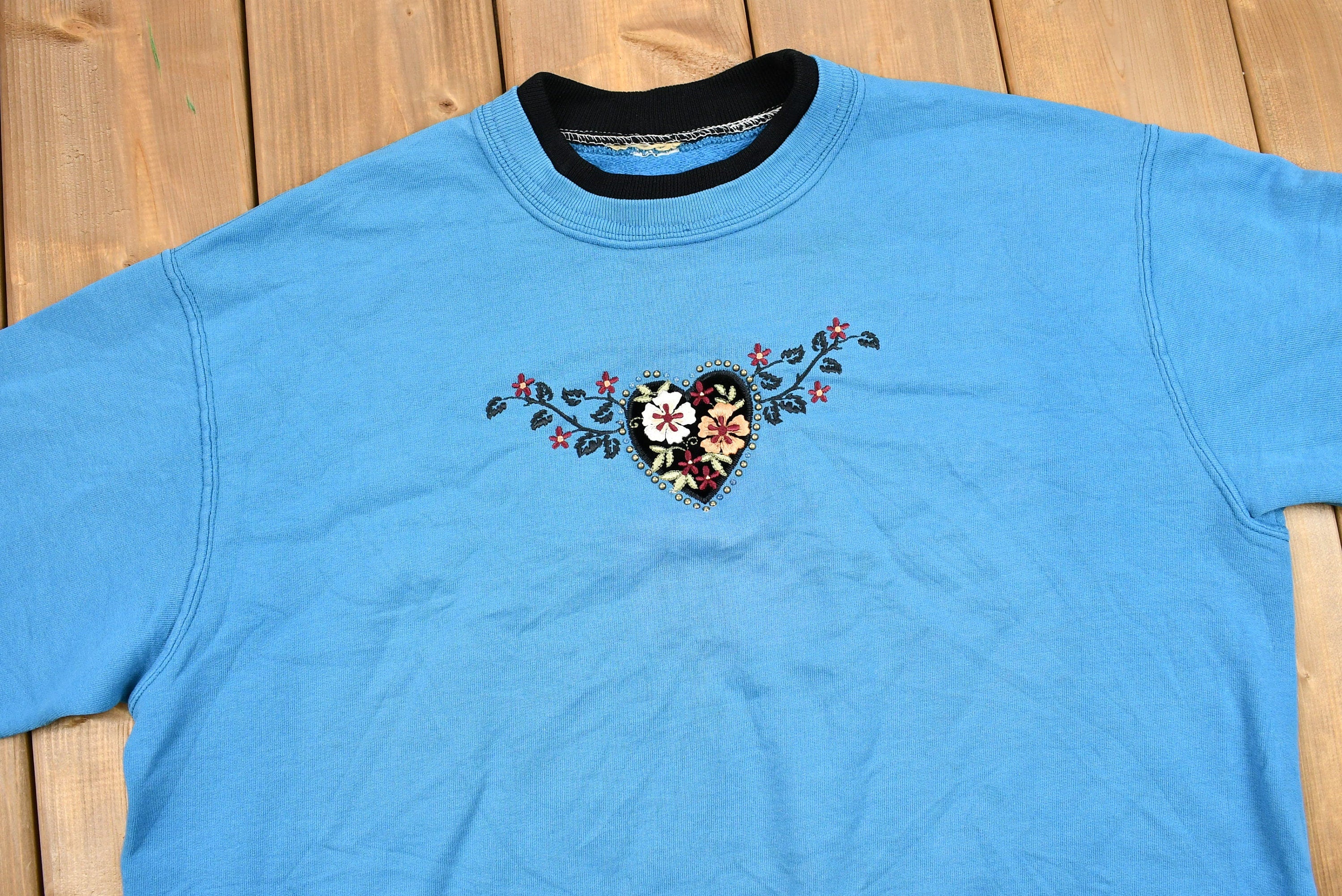 Vintage 1990s Floral Heart Embroidered Double Crewneck Sweatshirt