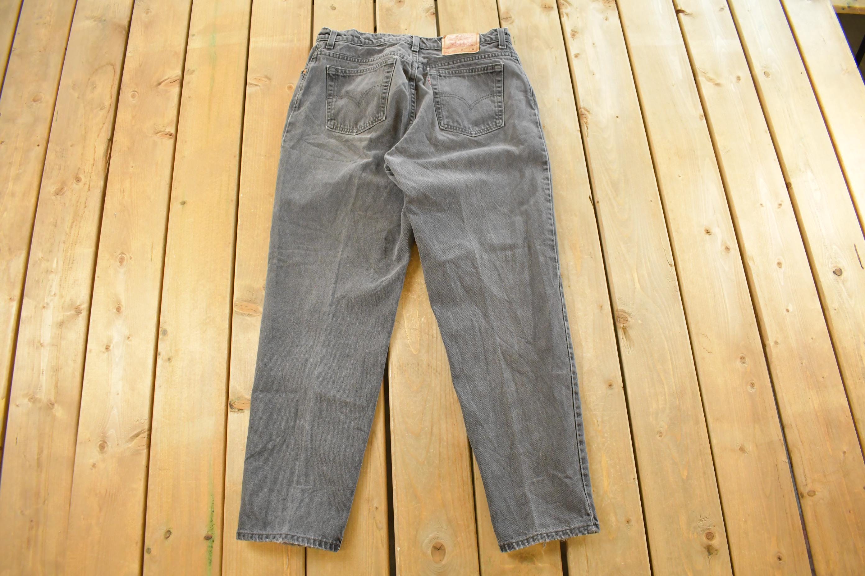 Vintage 1990s Levi's 550 Relaxed Tapered Denim Jeans Men's 34 x 30