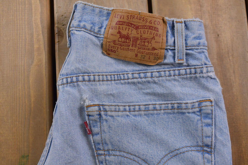 Vintage 1990s Levi's 550 Red Tab Jeans Size 30 x 29
