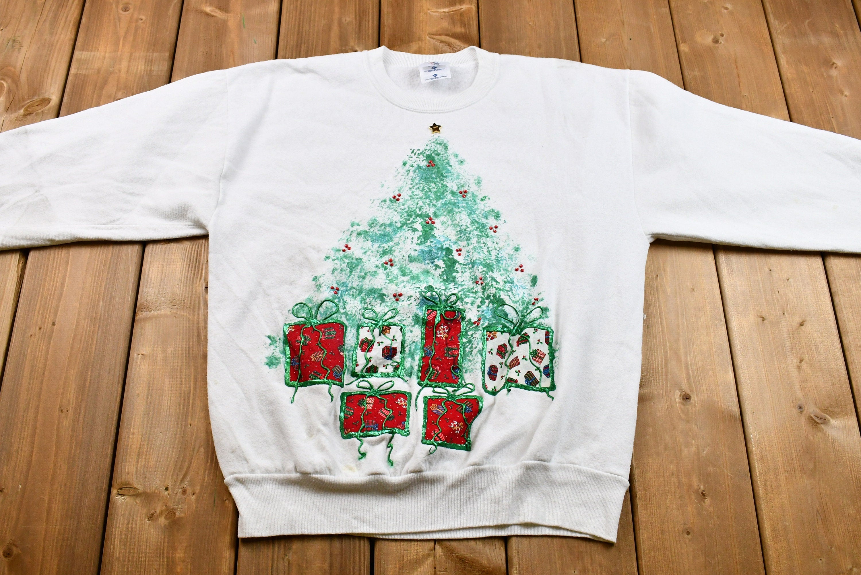 Vintage Christmas Sweater , 90s Holiday Crewneck , Made in USA , Winter Wear , Festive Christmas Tree Print