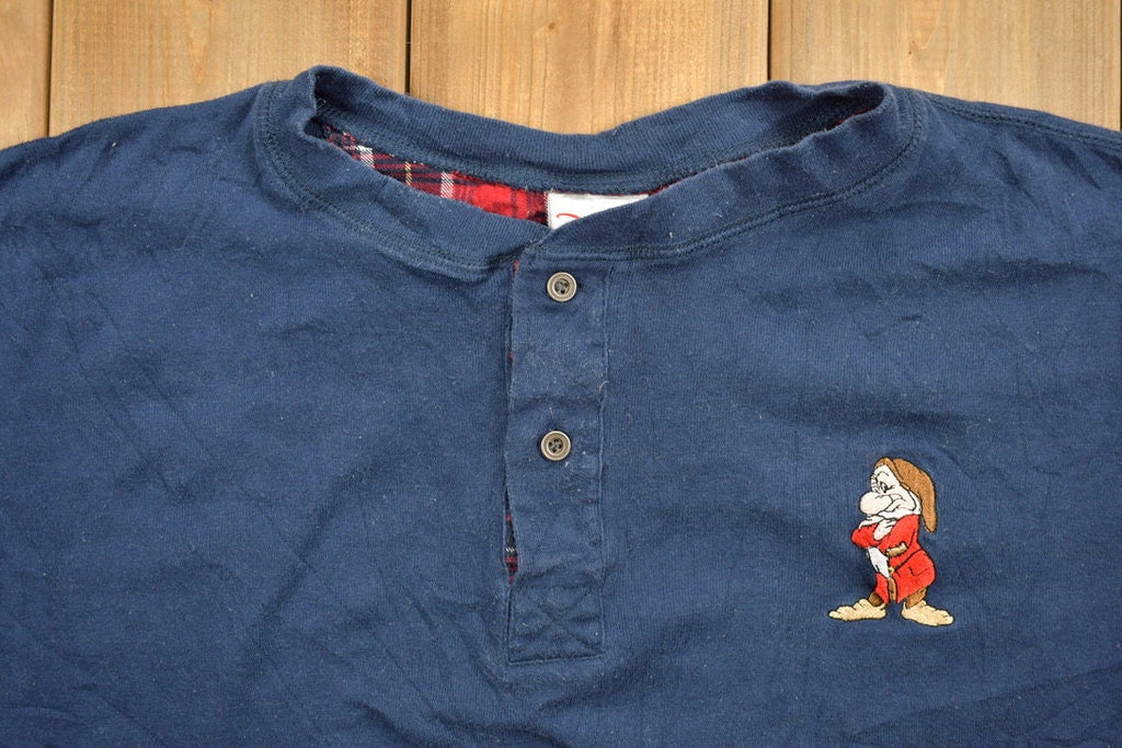 Vintage 1990s Snow White Theme Embroidered Quarter Button Long Sleeve Shirt