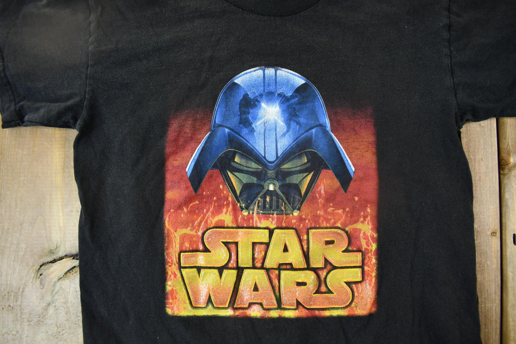 Vintage Y2K Star Wars Darth Vader Clone Wars Graphic Youth Sized T-Shirt / Vintage Star Wars / Vader Shirt