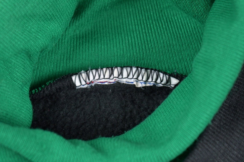 Vintage 1990s Cute Birds Christmas Sweater