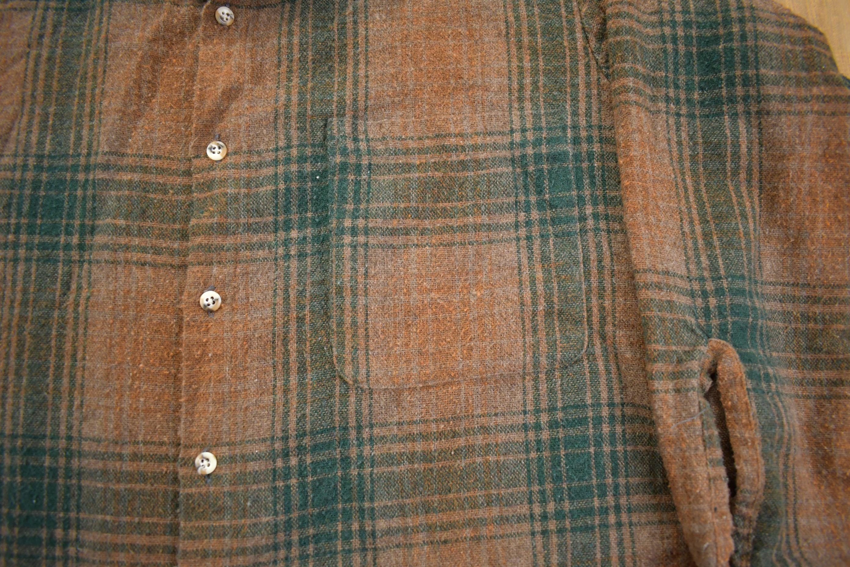 Vintage 1980s Plaid Flannel Button Up Shirt - Large