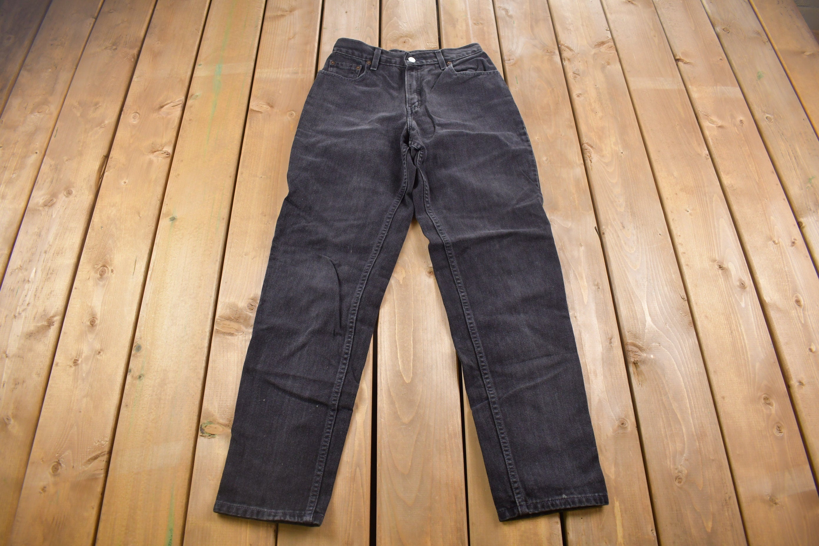 Vintage 1990s Levi's 550 Red Tab Black Jeans Size 26 x 30