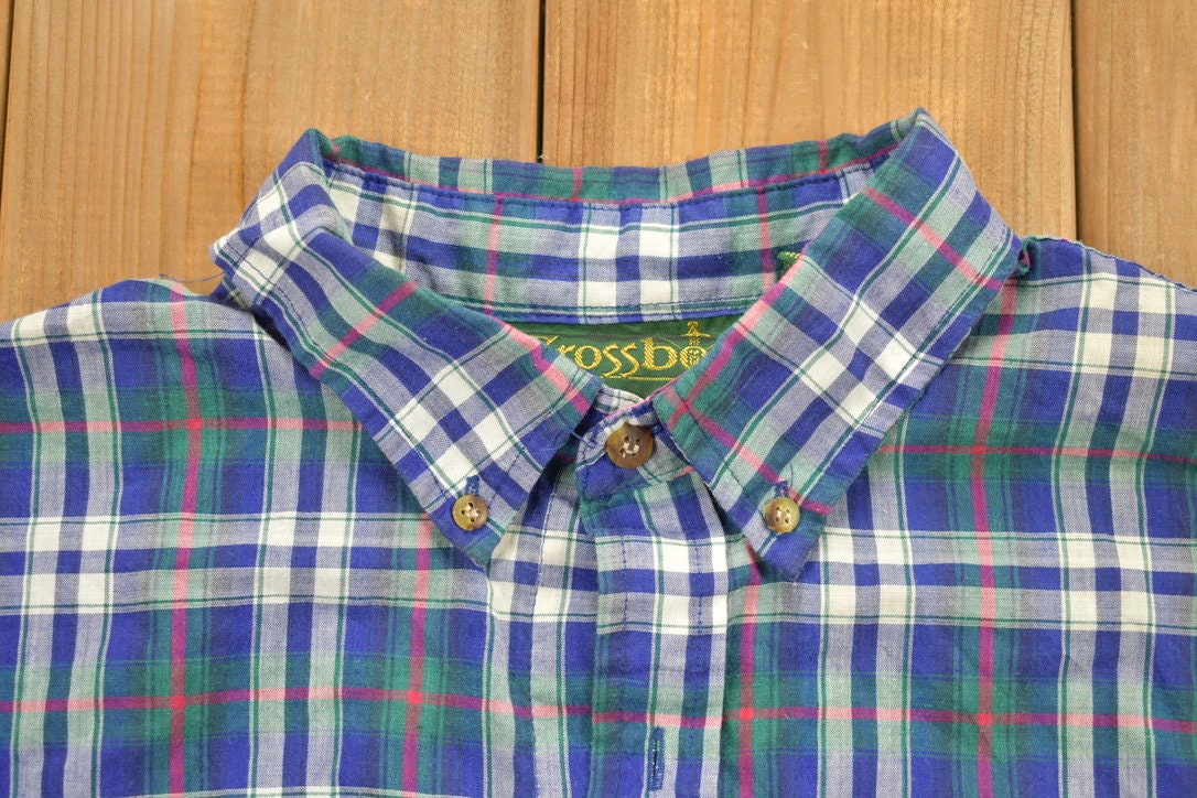 Vintage 1990s Crossbow Plaid Button Up Short Sleeve Shirt