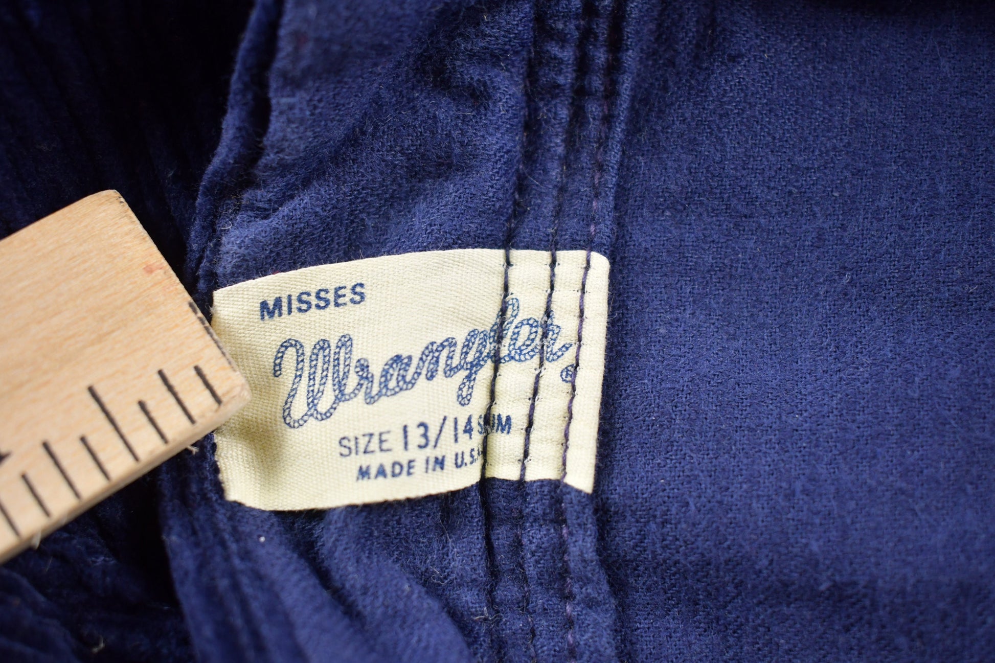 Vintage 1970s Wrangler Navy Corduroy Bell Bottom Pants Size 29 x 27