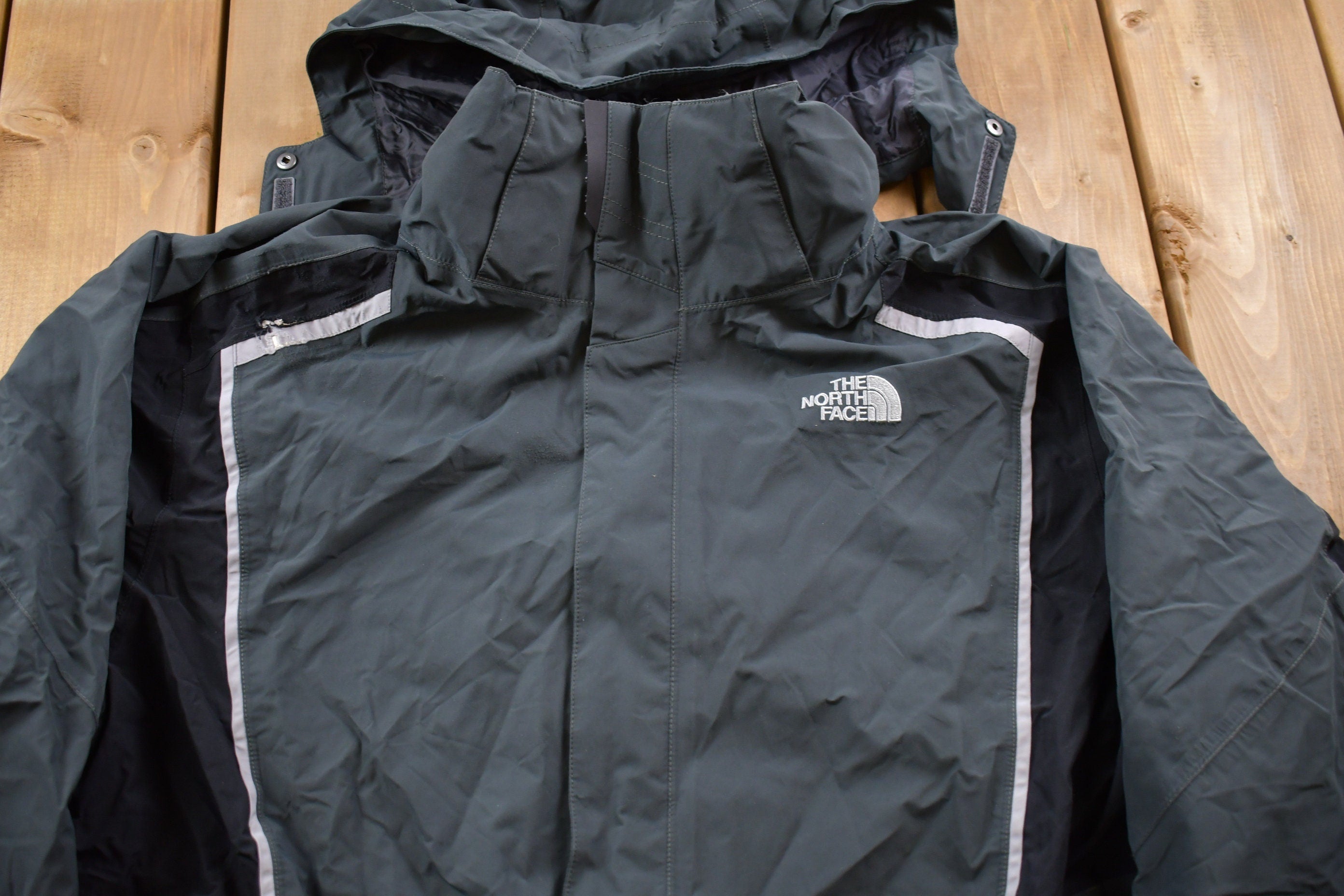 Vintage 1990s The North Face Windbreaker Jacket