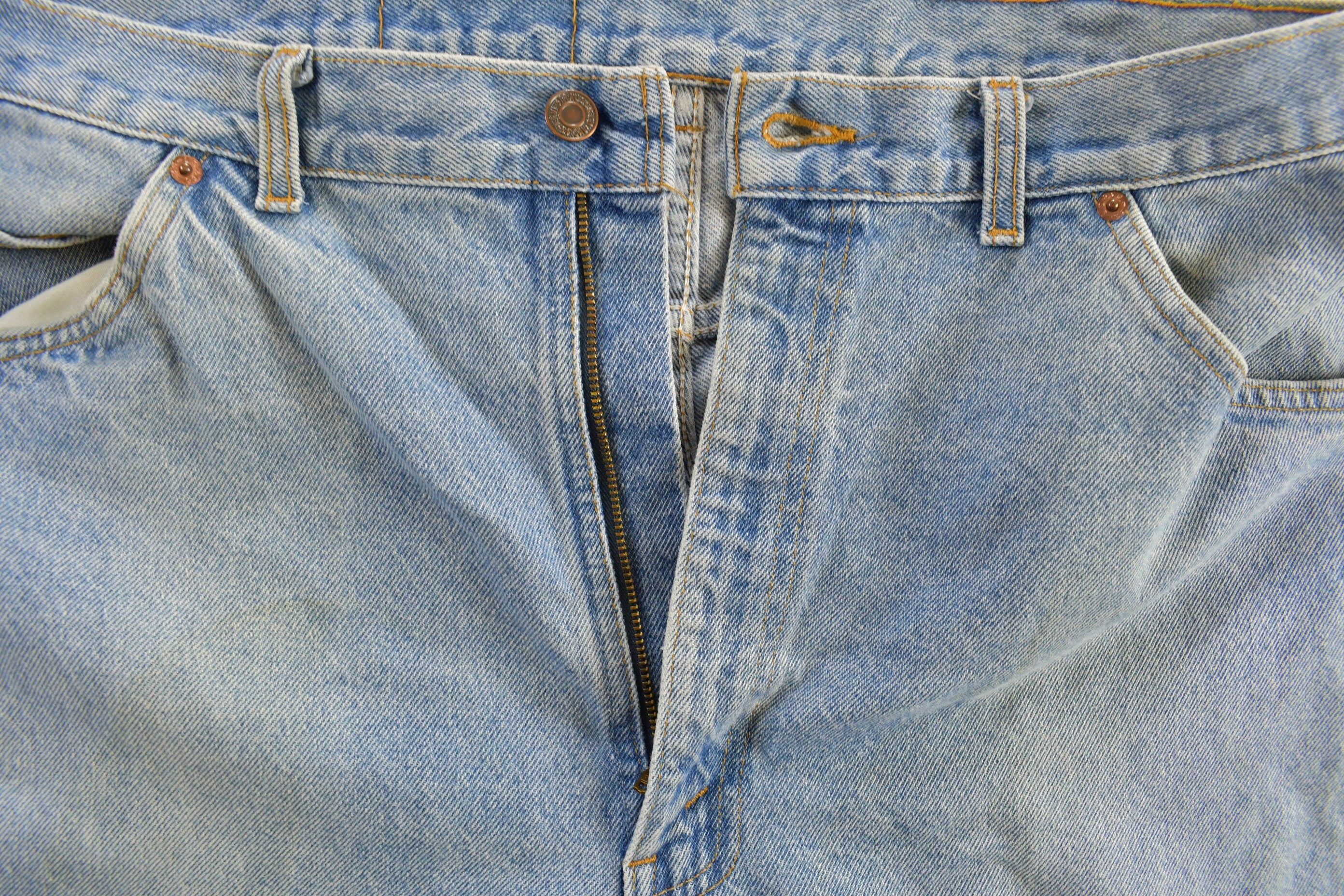 Vintage 1990s Levi's Orange Tab Denim Jeans Size 38 x 31