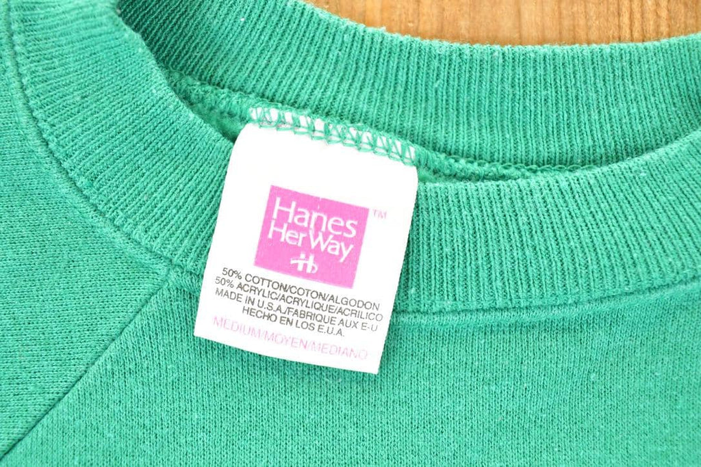 Vintage 1990s Christmas Farm Cow Patchwork Crewneck Sweatshirt Women's L