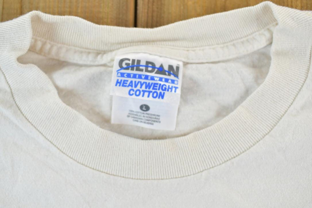 Vintage 1990s The Flat Iron Toronto Single Stitch T-Shirt