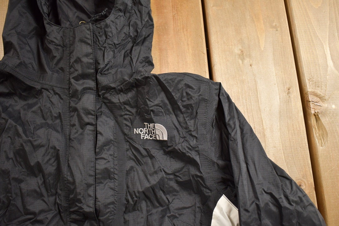 Vintage 1990s The North Face Mesh Lined HyVent Windbreaker Jacket  Embroidered  Streetwear  1990s TNF  Vintage Jacket  Gorp