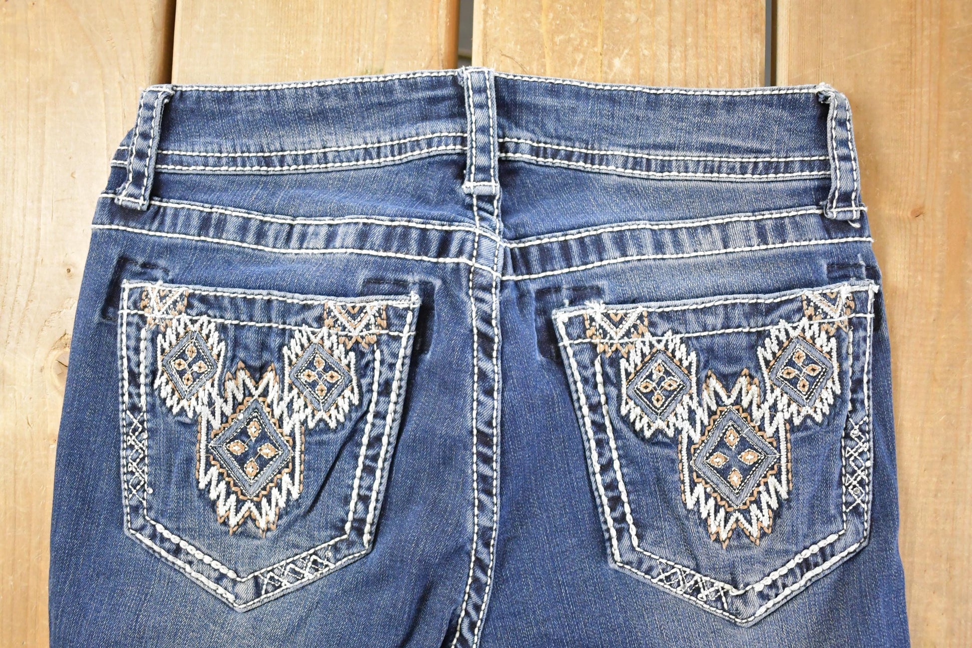 Vintage Deadstock Y2K Grace In LA Bedazzled Bootcut Low Rise Jeans Women's Size 27 x 32