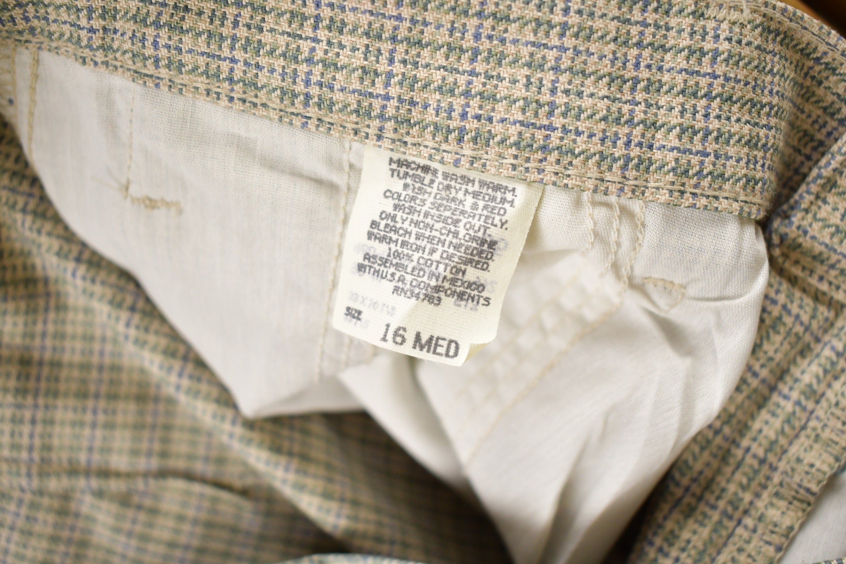 Vintage 1990s Lee Casuals Wrinkle Free Pleated Trousers