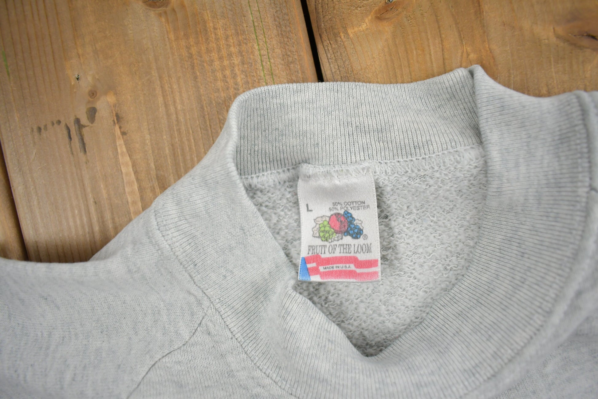 Vintage 1984 Share The Earth Raglan Crewneck Sweatshirt / 80s Crewneck / Made In USA / Earth Day