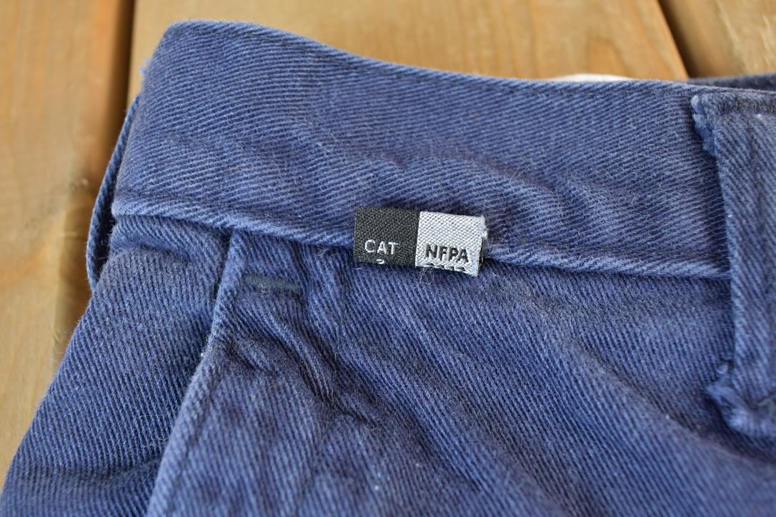 Vintage 1990s Carhartt Flame Resistant Work Pants Size 32