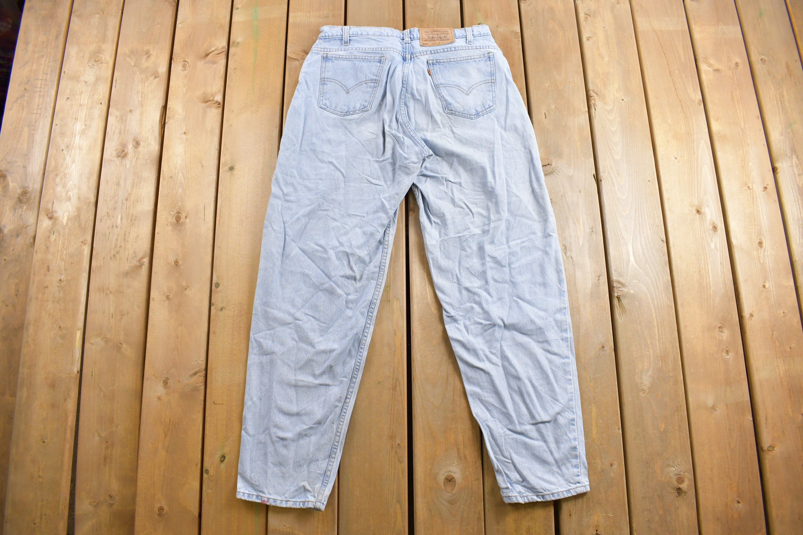 Vintage 1990s Levi's 560 Red Tab Jeans Size 16 x 32