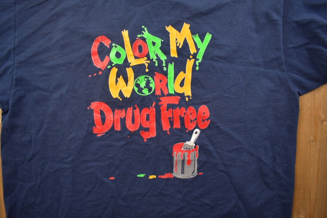 Vintage 1990s Drug Free World Graphic T Shirt