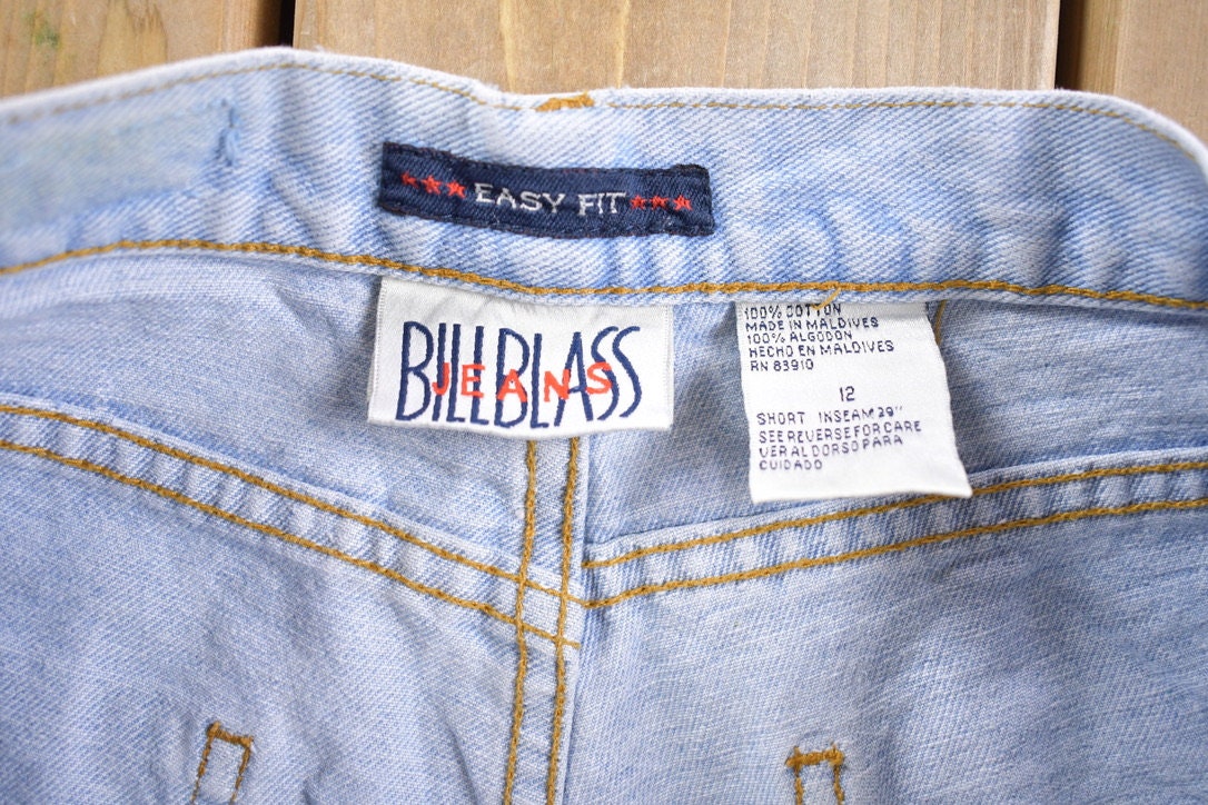 Vintage 1990s Light Wash Bill Blass Jeans Size 31 x 28