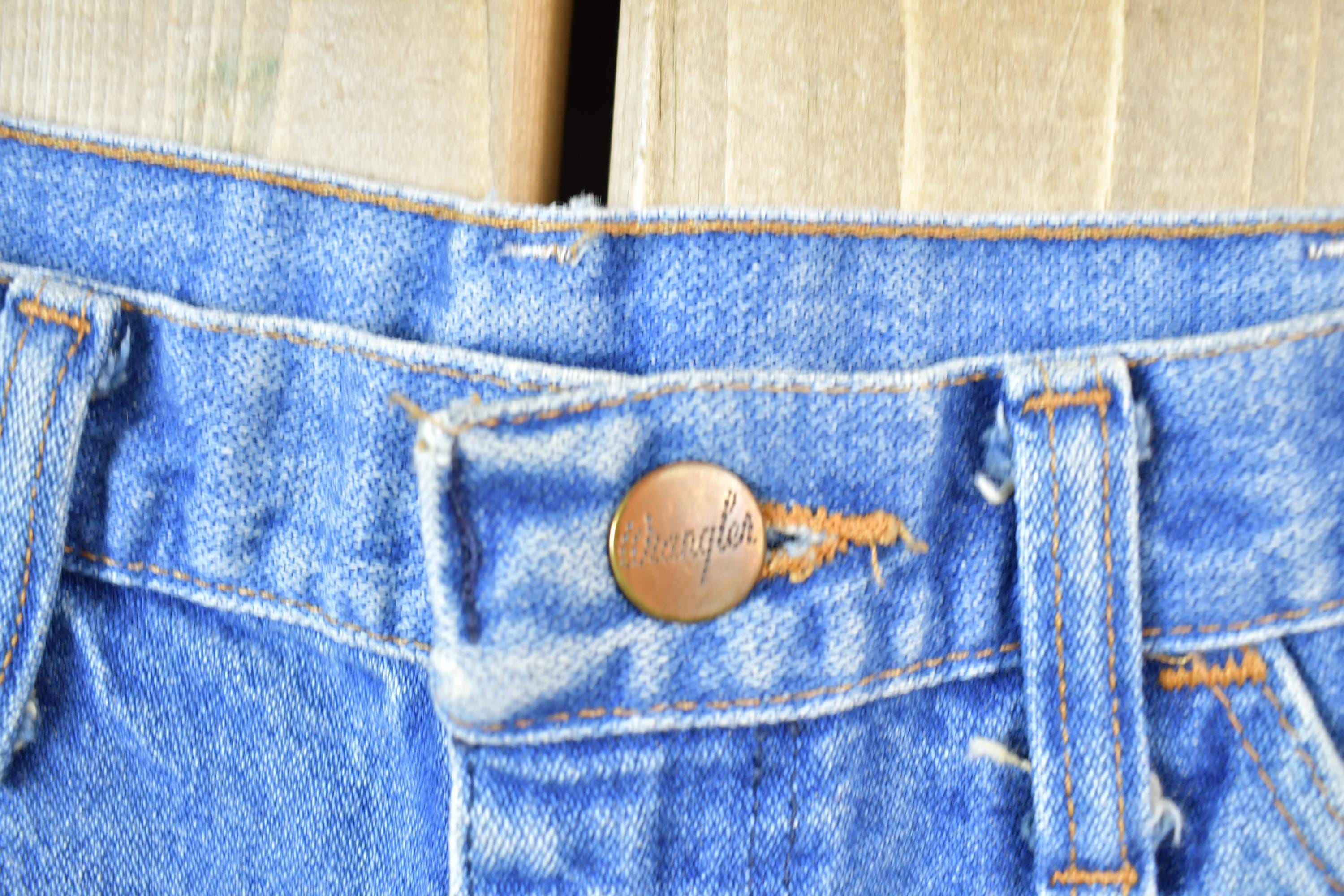 Vintage 1990s Wrangler Denim Jeans Size 32 x 32