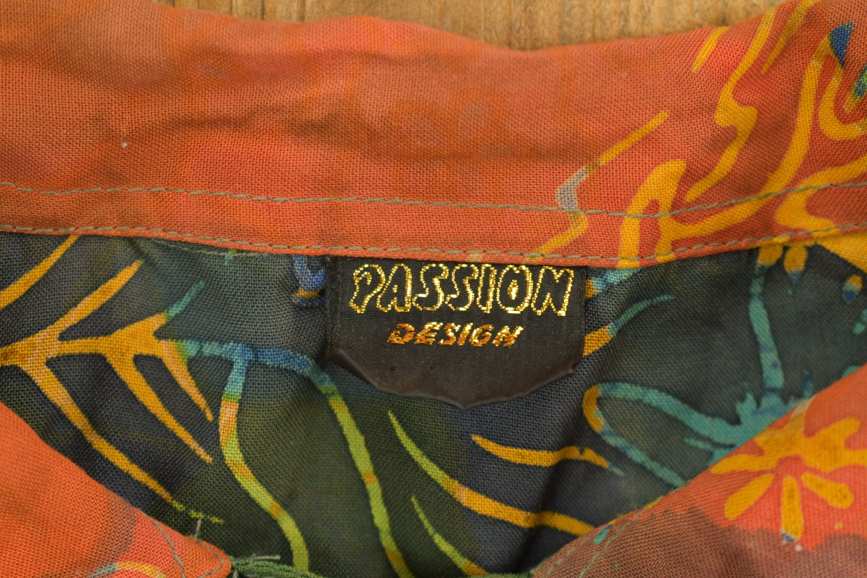 Vintage 1980s Passion Design Button Up Shirt