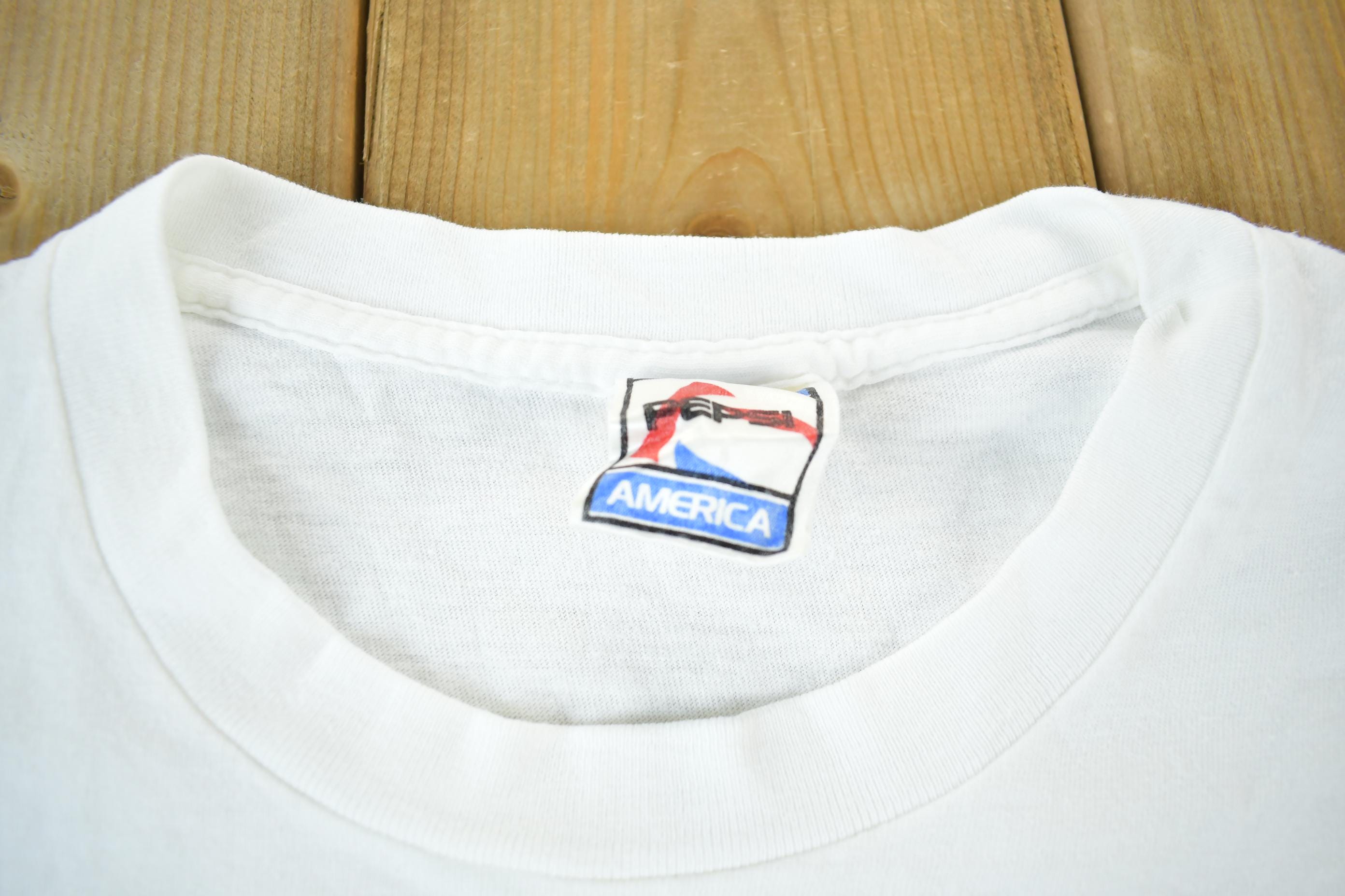 Vintage 1990s Pepsi Graphic T-Shirt Cropped Adult Medium