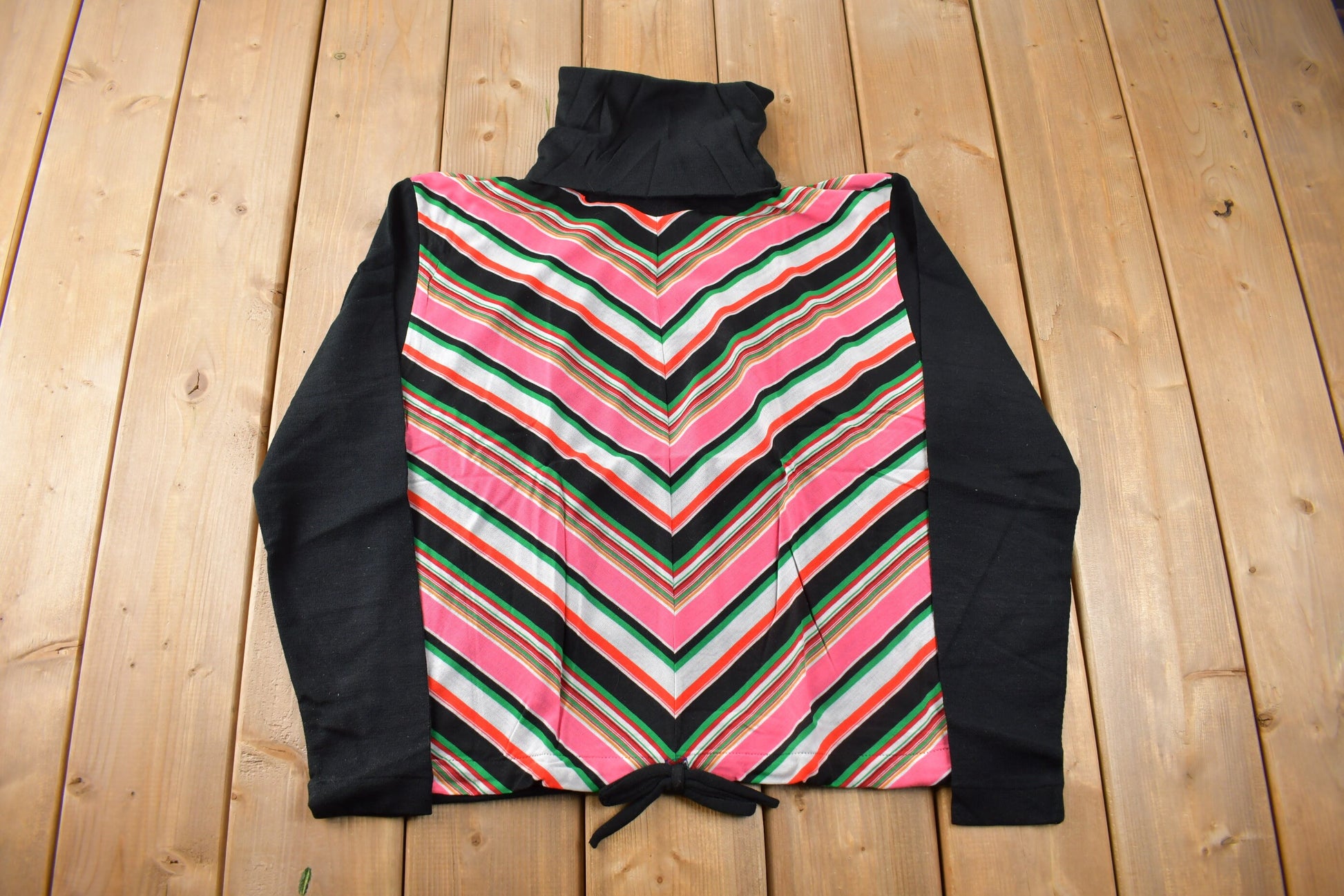 True Vintage 1960s Deadstock Helen Sue Long Sleeve Turtleneck Psychedelic Acyrlic Blouse Knit Sport Top