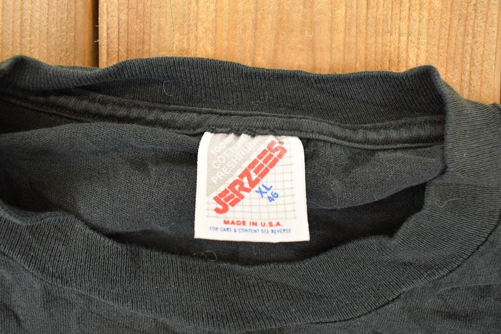 Vintage 1990s Alaska Aztec Souvenir Travel T-Shirt Men's L