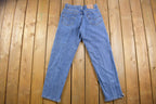 Vintage 1990s Levi's 550 Red Tab Denim Jeans Size 32 x 31