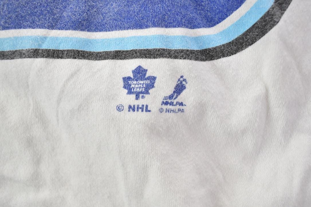 Vintage 1990s Toronto Maple Leafs Mogilny 89 NHL Graphic T-Shirt