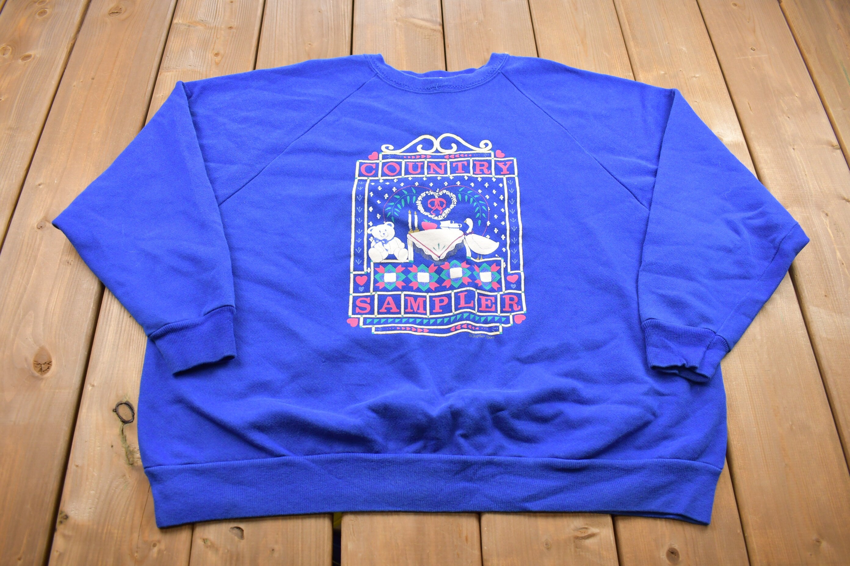 Vintage 1980s Country Sampler Raglan Crewneck Sweatshirt