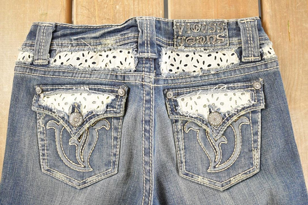 Vintage Deadstock Y2K Vigoss Bedazzled Bootcut Low Rise Jeans Women's Size 26 x 32