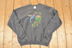 Vintage 1990s Cute Hummingbird Floral Embroidered Crewneck Sweatshirt Men's L