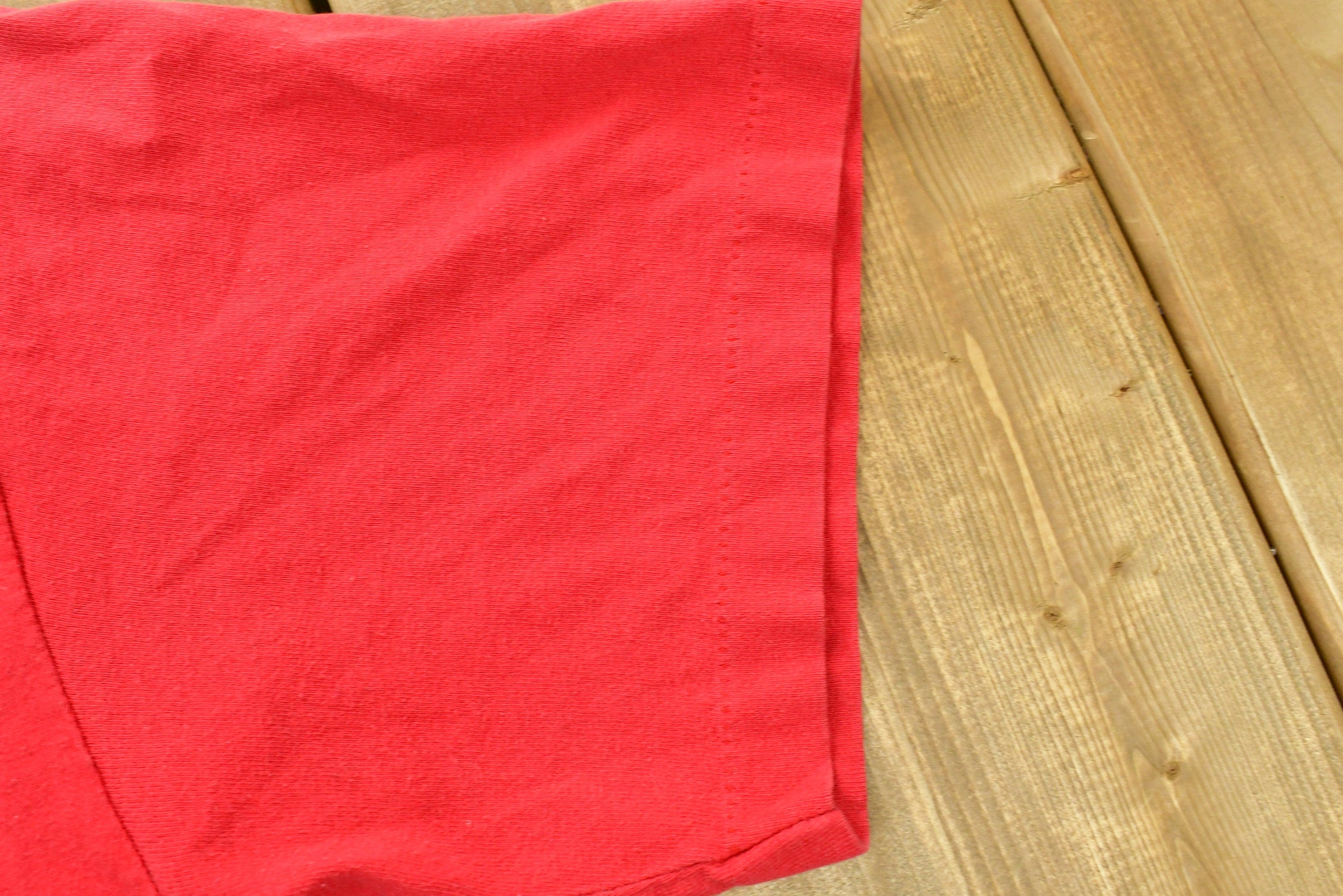 Vintage 1990s Reebok Basketball Graphic T-Shirt